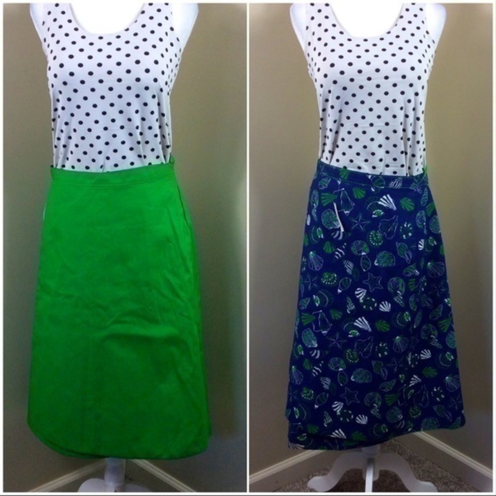 NWT! 60s/70s reversible seashell wrap skirt medium/Large. Vintage blue